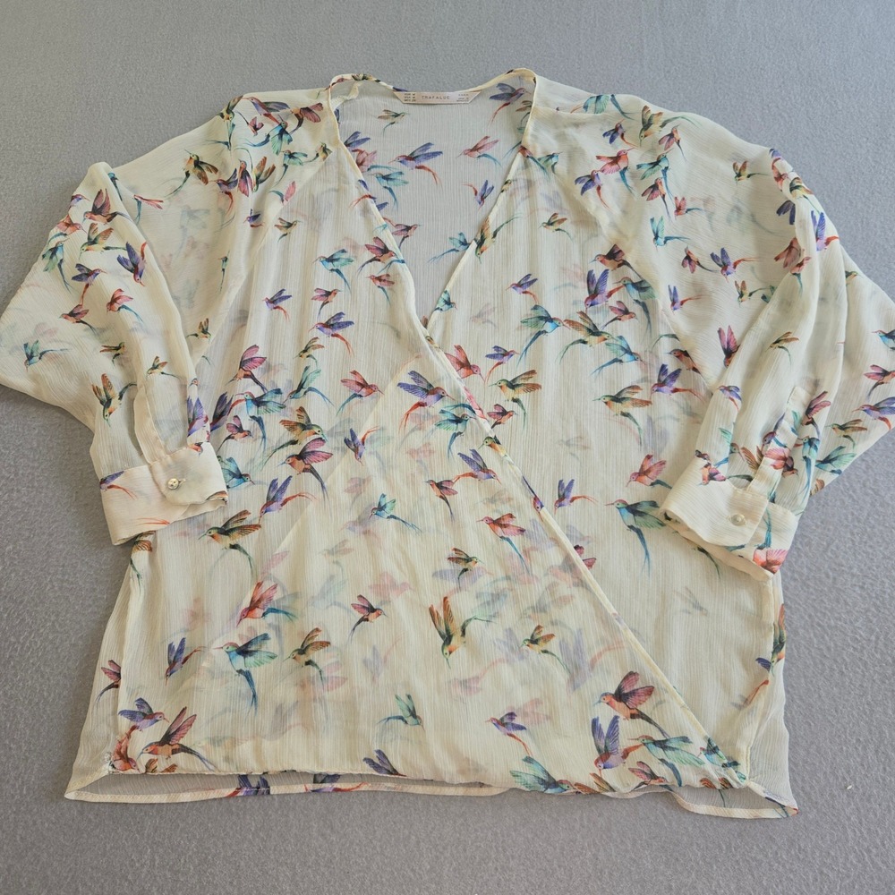 Zara Trafaluc Hummingbird Print Wrap Blouse Womens Medium Cream V-Neck Surplice - Picture 2 of 8